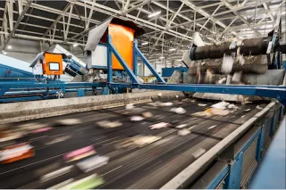 Hyperspectral cameras at a recycling line